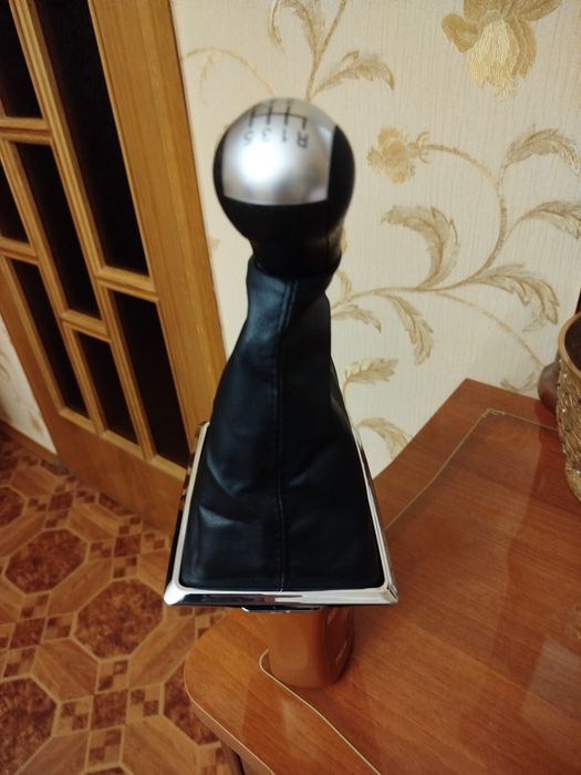 Ручка переключения передач с чехлом на Форд фокус 2