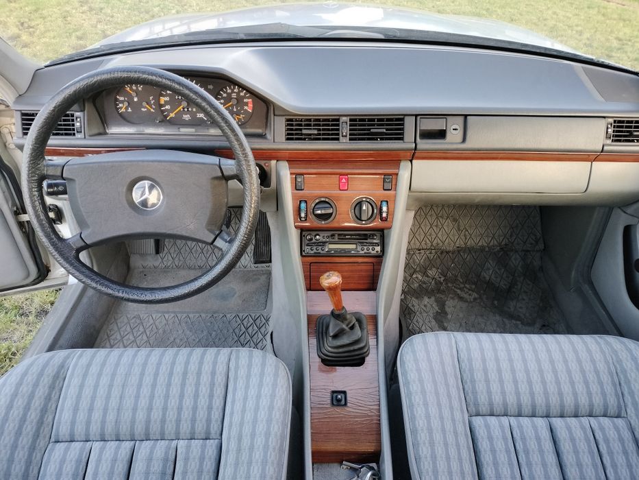 Mercedes w 124 2.0 b+g