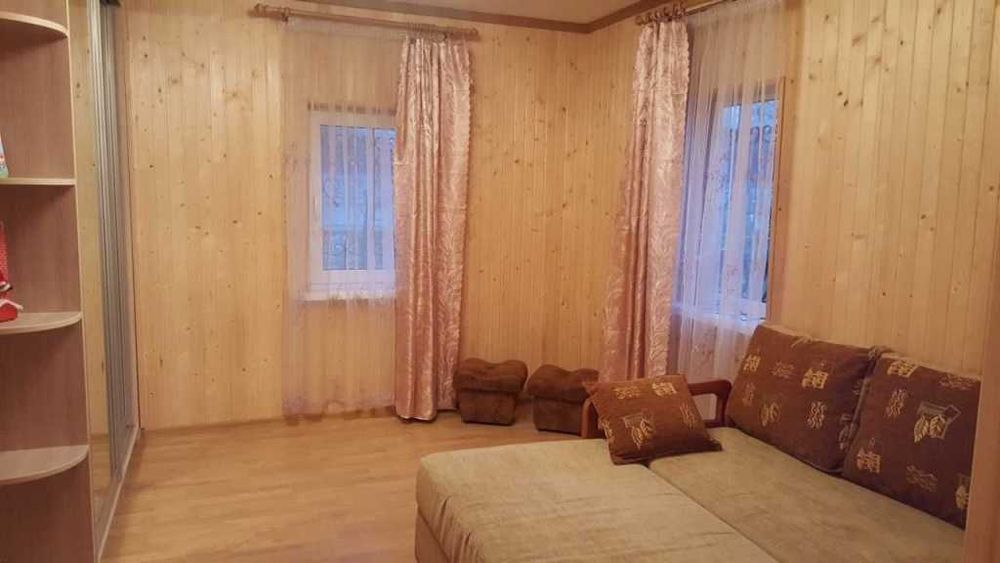 Подобова аренда будинку Київська область 45 км від Києва
