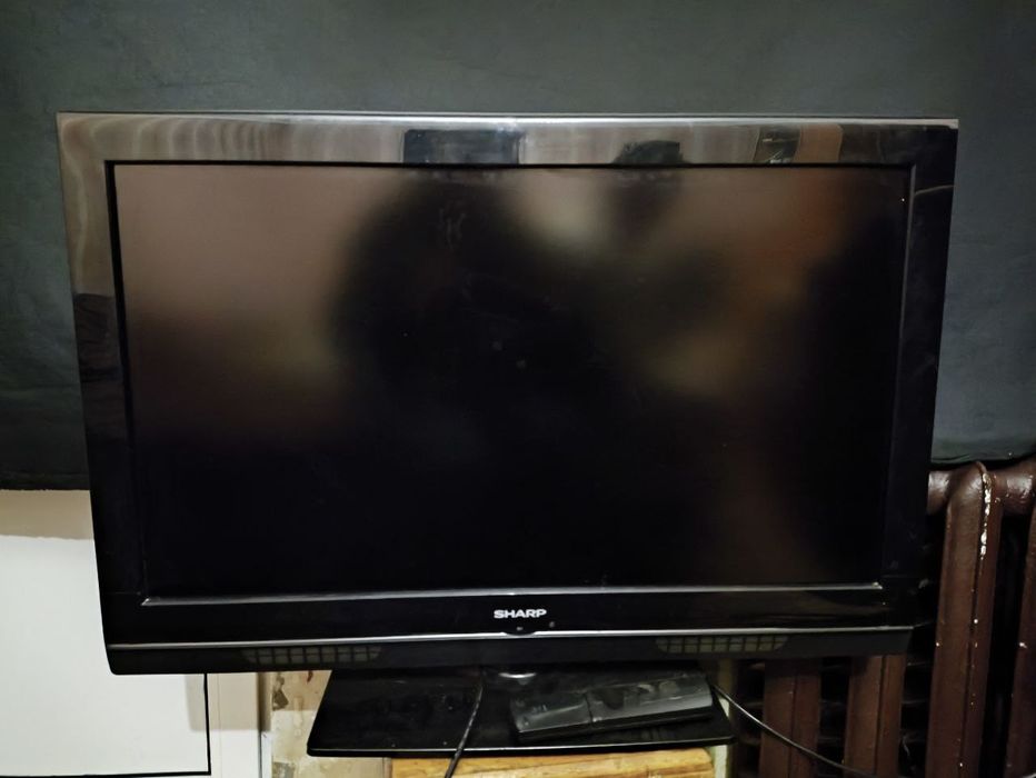 Продам Телевизор Sharp LC-32S7EB (32 дюйма)
1366x768K