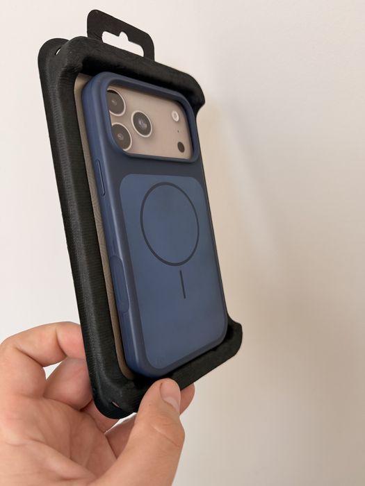Чехол iphone 17 pro max