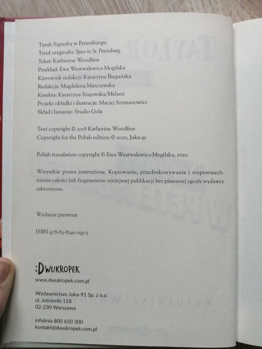 Paryż w ogniu Katherine Woodfine tom 1