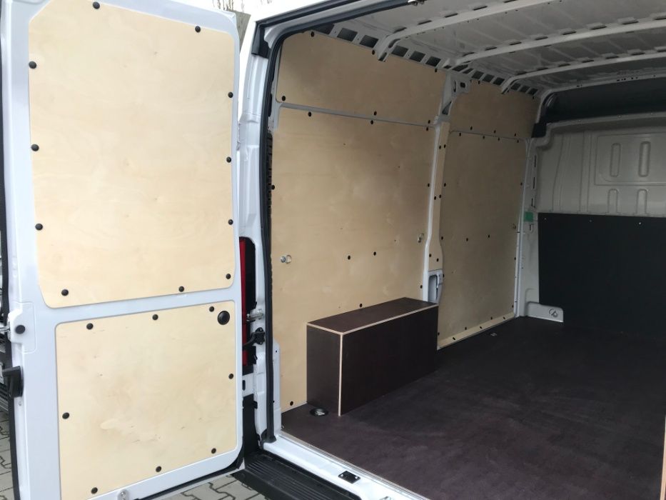 Zabudowa busa Jumper Ducato Boxer Movano L2H2 z montażem  - CNC