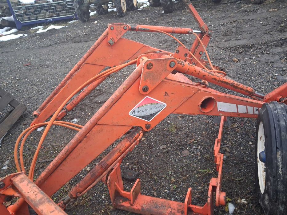 ładowacz  czołowy  Hinomoto N209