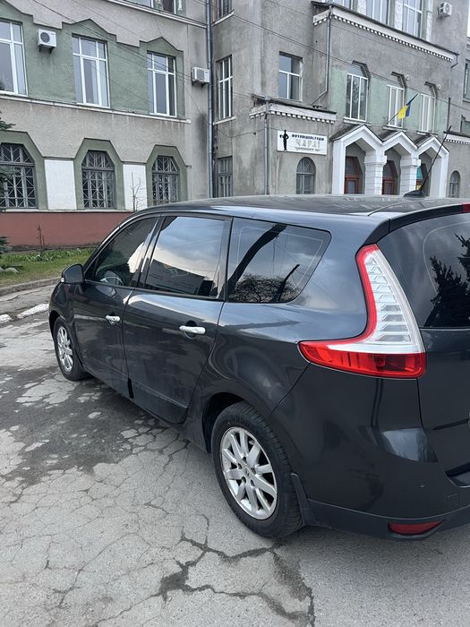 Продам Сценік 1.9 Дизиль