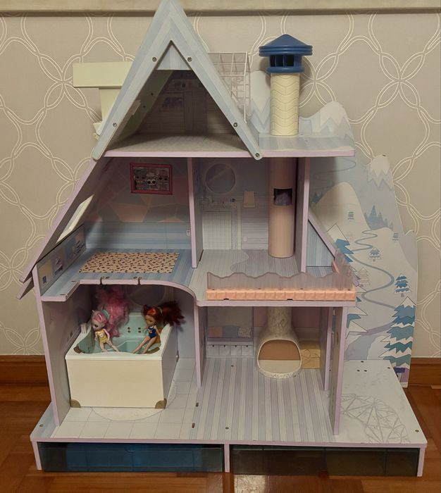 Casa para barbies/bonecas