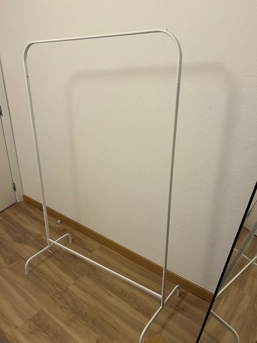 Conjunto de 3 Charriots / suportes para cabides Ikea