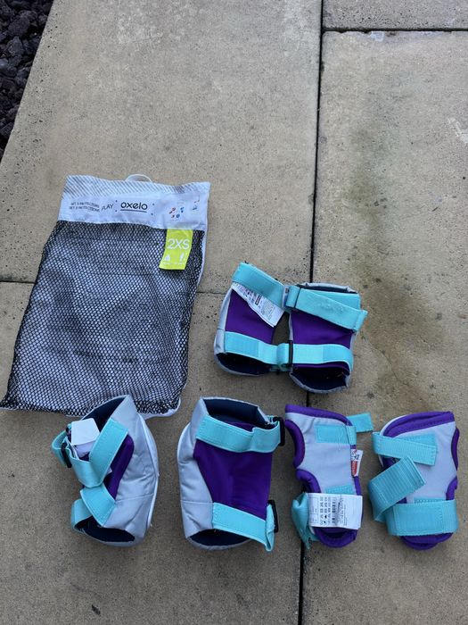 Conjunto joelheiras, cotoveleiras e protetor pulsos criança