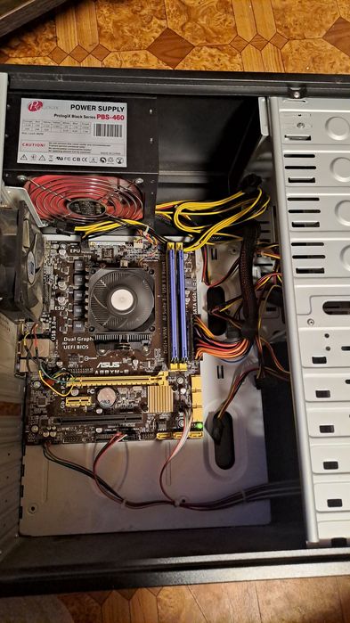 Старенький компьютер. Комплект ПК.