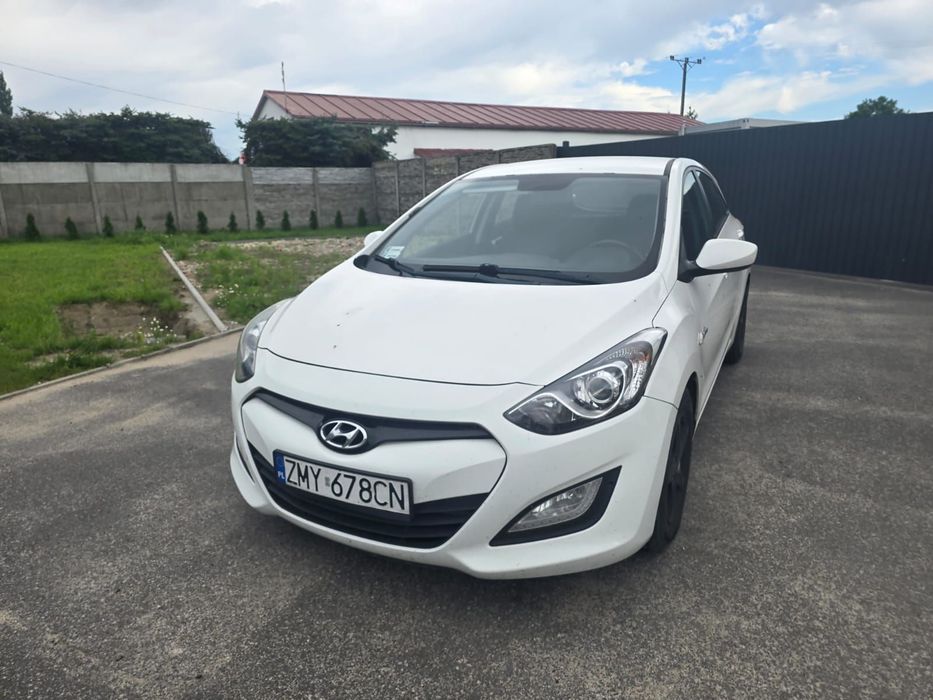 Hyundai I30 Hyundai i30 uszkodzony