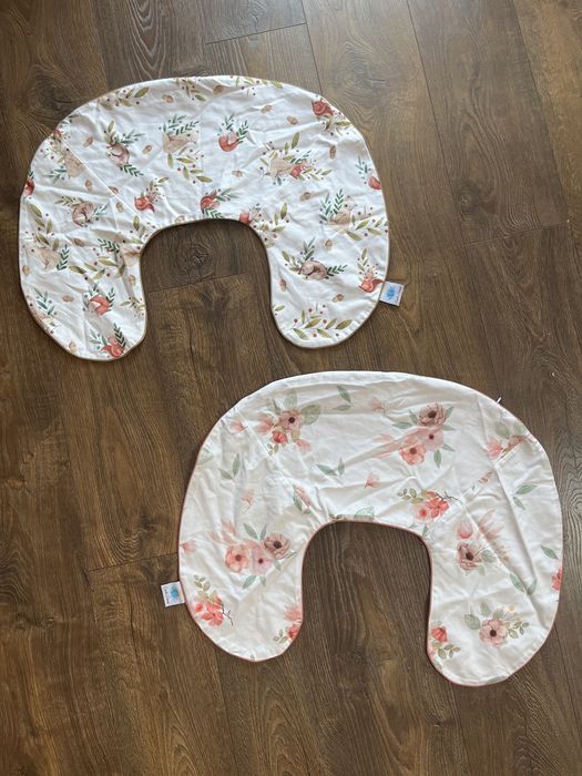 Dwie poszewki do poduszki do karmienia rogala Cuddle Dreams nowe