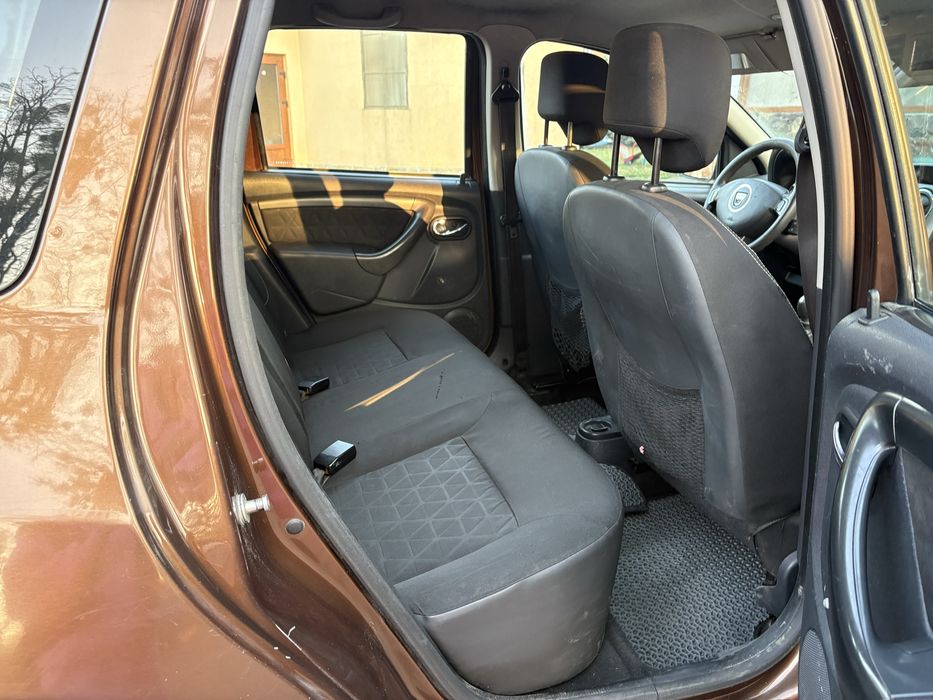 Продається Dacia 1.5 дизель 2013 року