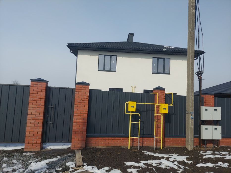 Продам Шикарний квадрохаус на Козацькому проспекті
(Вулиця патріотів У