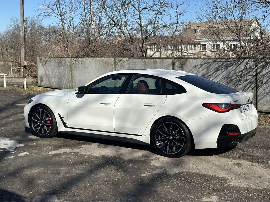 BMW M440I 2021року