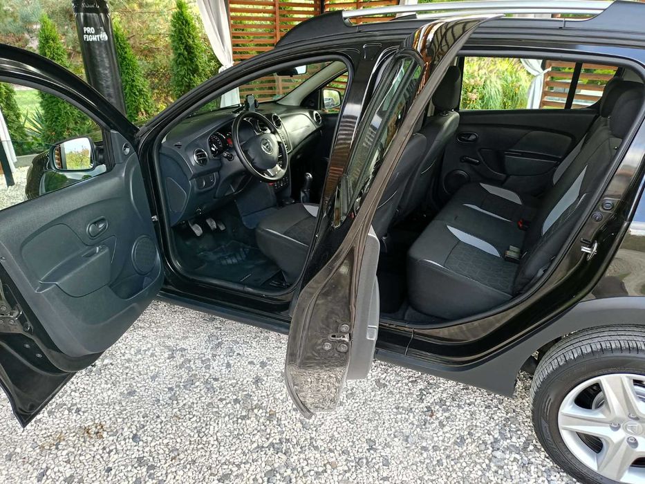Dacia Sandero Stepway 2015 rok, Benzyna, sprowadzony z Niemiec, zarej, w PL,