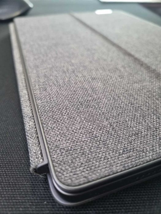 Tablet Premium Lenovo com Teclado & Caneta | 11.5″ OLED | Impecável