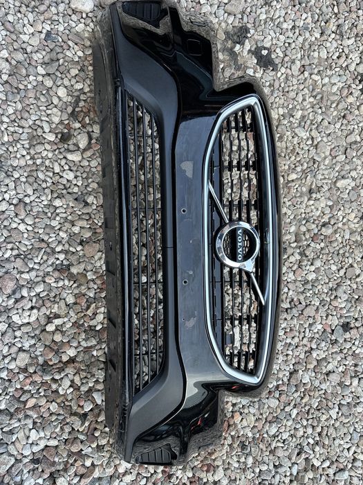 VOLVO V40 II 2017 kpl ZDERZAK PRZEDNI R-DESIGN 717 lift grill okazja