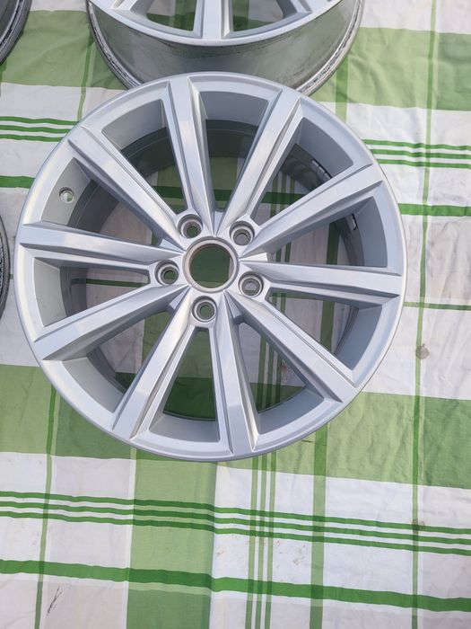 Felgi London 17" 5×112 Passat B7 B8