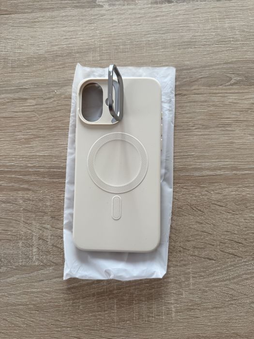 ESR Silicone Case/ Etui iPhone 16 Plus - Light Tan (beżowy) z MagSafe