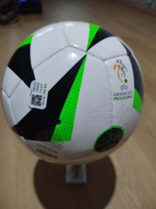 Мяч Адидас 4 оригинал