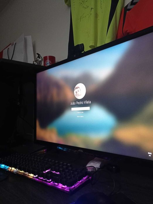 Monitor / TV (Utilidade para as duas funções)