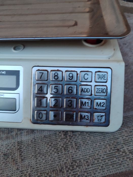 Продам кухонні ваги