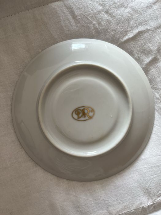 Porcelain Tea Cup425232547846574085