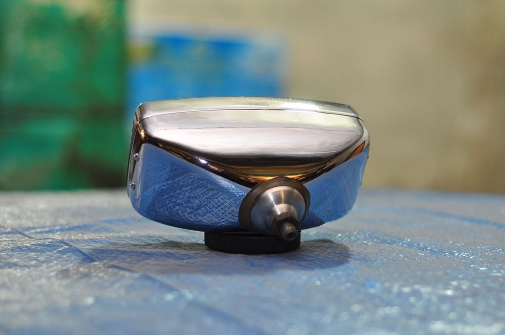 Продам противотуманную фару для Porsche 911 или Lamborghini  Islero