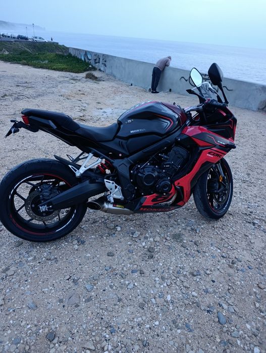 Honda cb650r deslimitada
