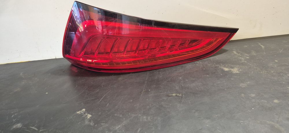 Lampa prawy tył audi q5 lift