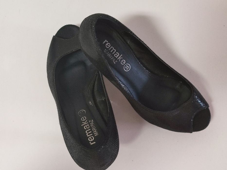 Sapatos senhora 35