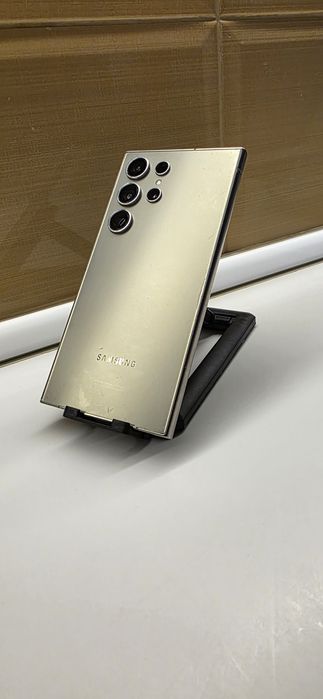 Samsung S24 ULTRA  SM-S928B .