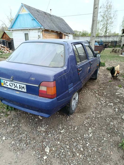 Продам машину                                     Машина на ходу