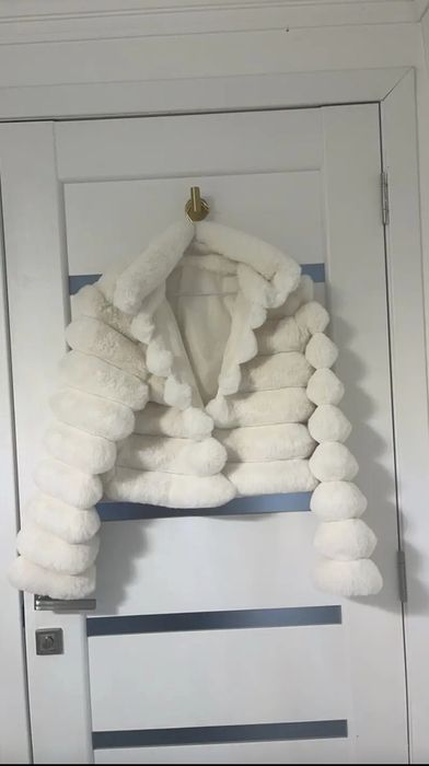 Futerko białe krótkie