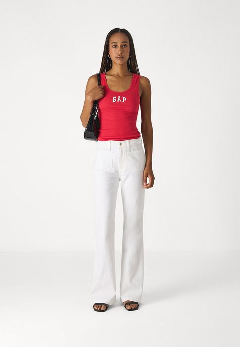 Jeansy bootcut Gap 25