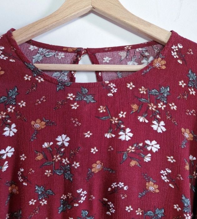 Śliczna "boho"  sukienka z falbaną