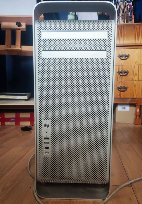 Apple Mac Pro 3.1 32GB; 2xQuad-Core Xeon=8rdzeni 2.8GHz GTX680, SSD