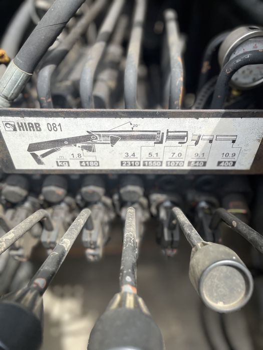 Продам евакуатор-манипулятор