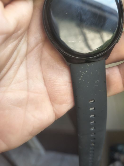 Na sprzedaż smartwatch Huawei watch 4