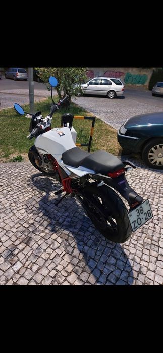 Moto 125 a venda/ Malaguti