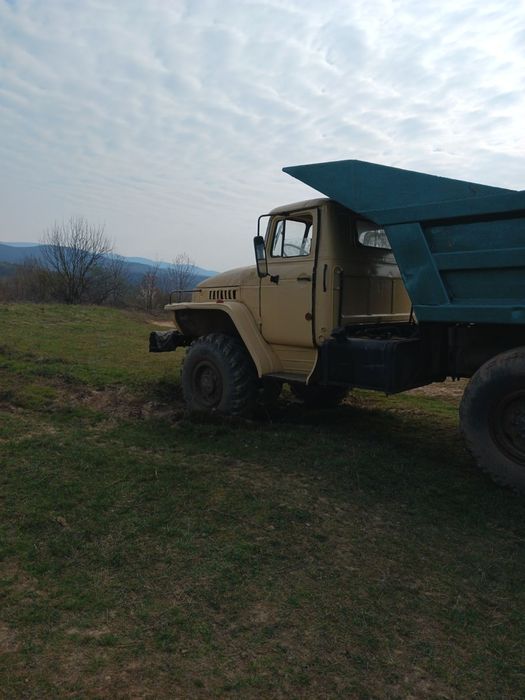 Продам машину урал 5557 1986р