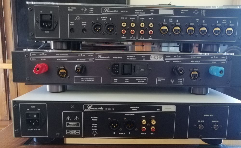 Conjunto Burmester 933 power e pré/amplificador 935 e tuner 993 rondo