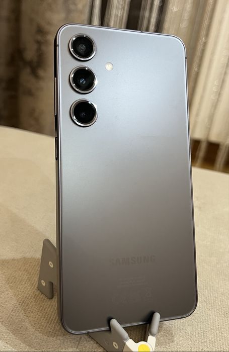 Samsung Galaxy S24 DUOS 128Gb акум 97% дві SIM картки