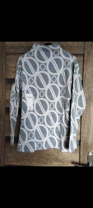 Śliczny sweterek wzory