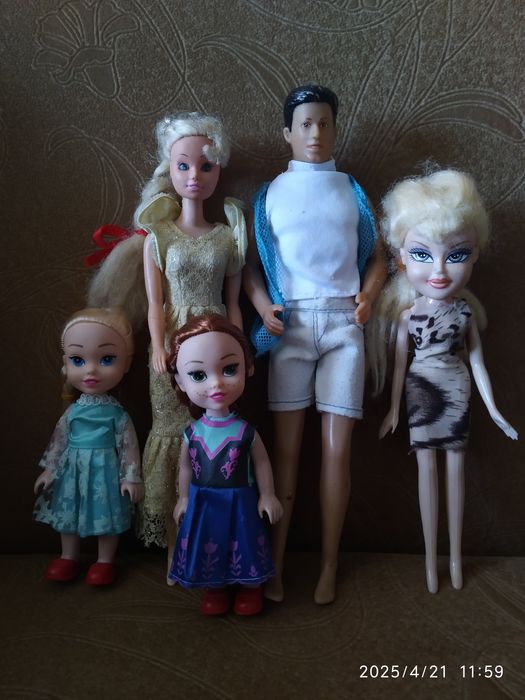 Продам ляльки ,пересилаю по Україні