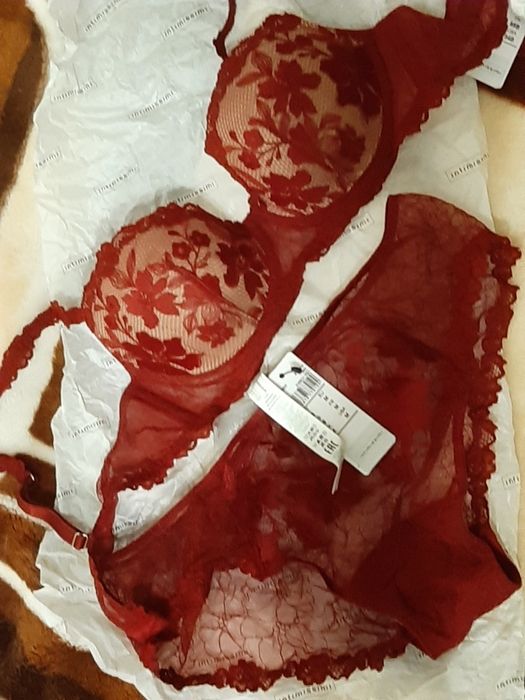 Білизна intimissimi