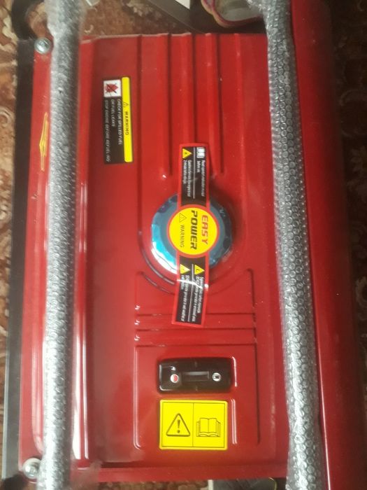 Генератор бензиновый.