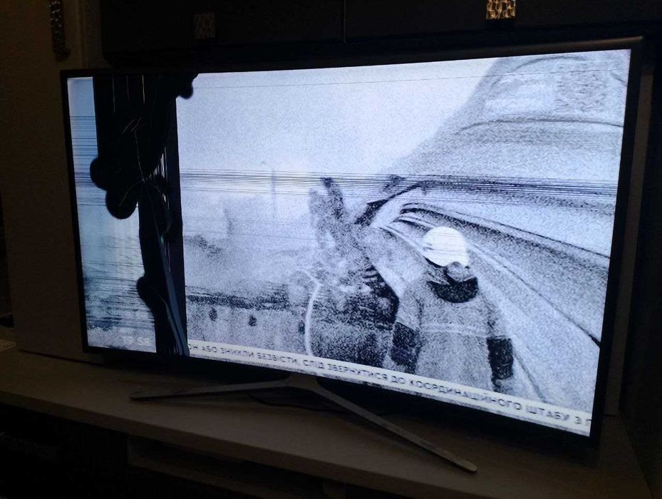 Продам телевізор Samsung UE49K6300AW на запчастини