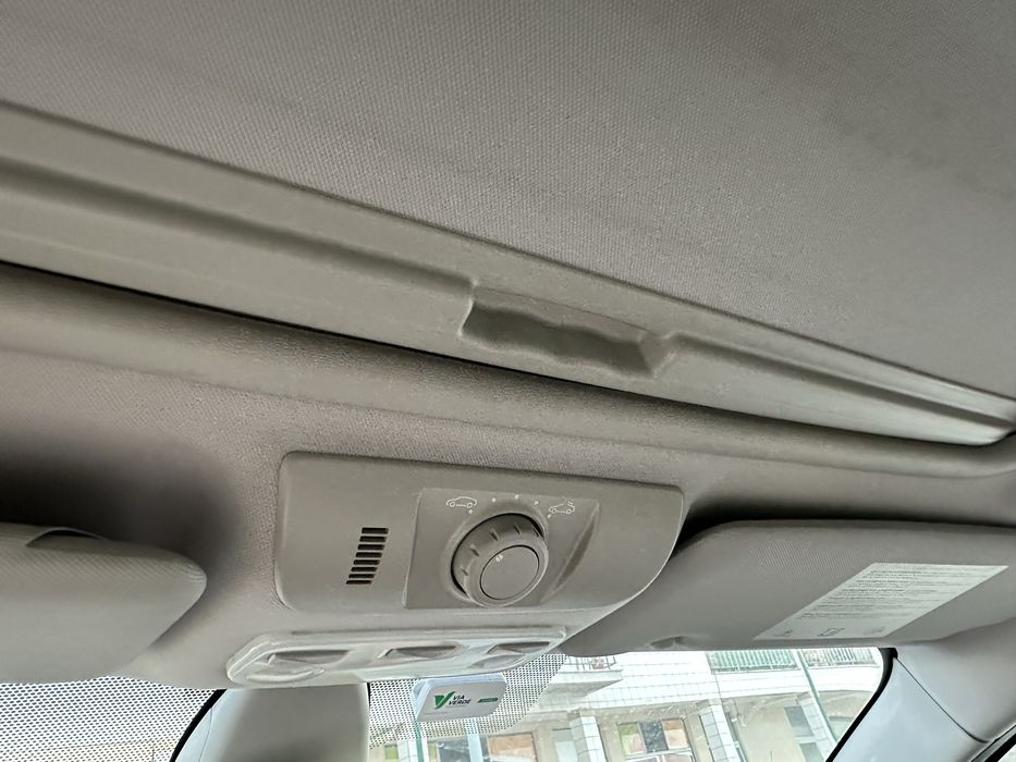Renault Mégane — fotografia 11