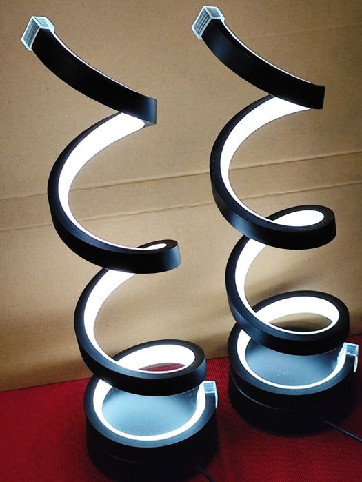 2 Candeeiros de mesa LEDs
